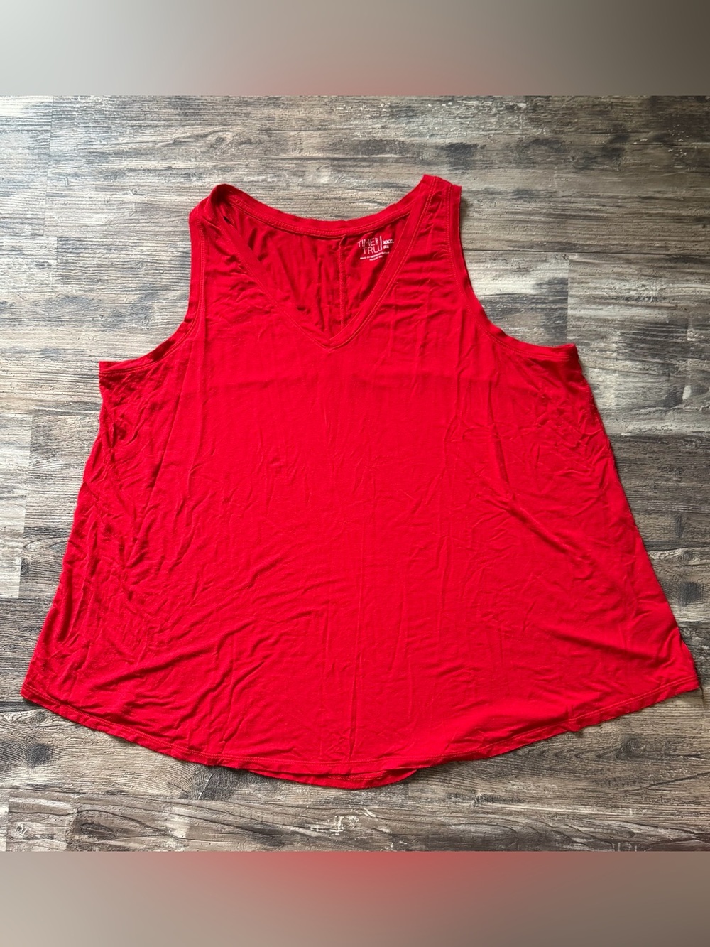 Time and Tru red flowy v-neck‎ tank top women’s XXXL 22